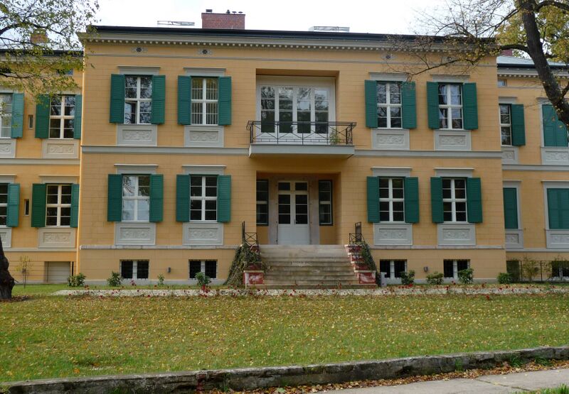 Datei:Villa Quandt; Gr. Weinmeister 46 - 47; 2008.jpg