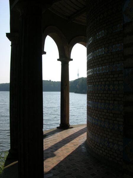 Datei:Sacrow heilandskirche3.jpg