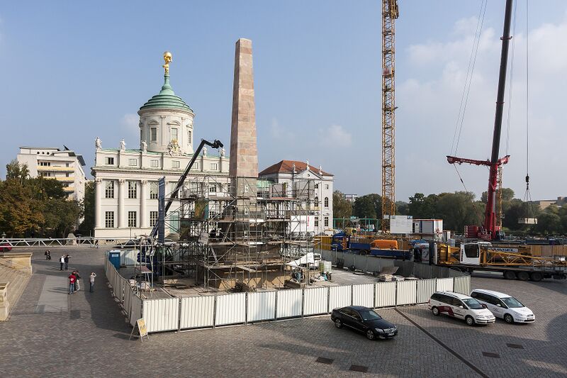 Datei:Obelisk 01.10.2014.jpg