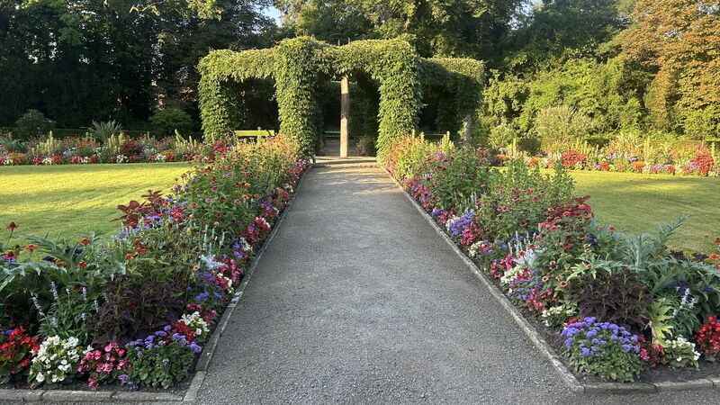 Datei:NeuerGarten Orangerie (9).jpg