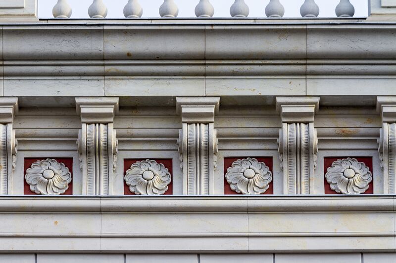 Datei:01.11.2015 Humboldtstraße 4-Palazzo Chiericati (7).jpg