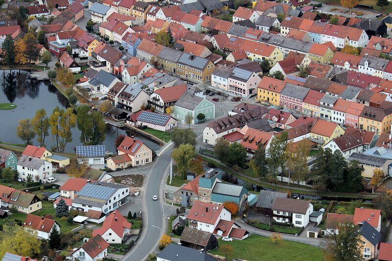 Datei:Schönsee Centrum Bavaria Bohemia 2017.jpg