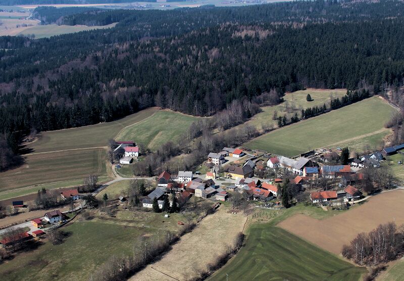 Datei:Laub (Schönsee) 2018 02.jpg