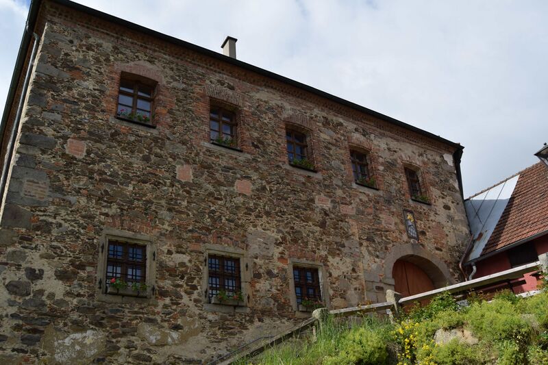 Datei:Schloss Burgtreswitz, Oberpfälzer Wald.jpg