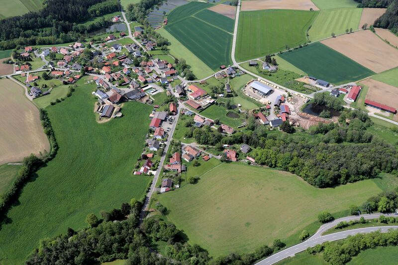 Datei:Lampenricht Pilchauer Straße 2024.jpg