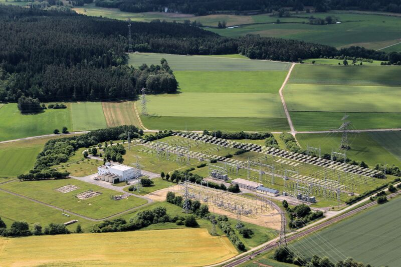 Datei:Etzenricht Umspannwerk 2012.jpg