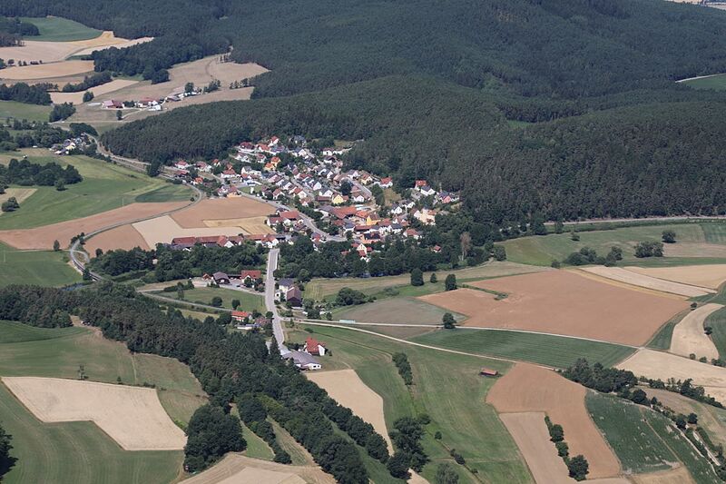 Datei:Schwarzach (bei Nabburg) 2022 03.jpg