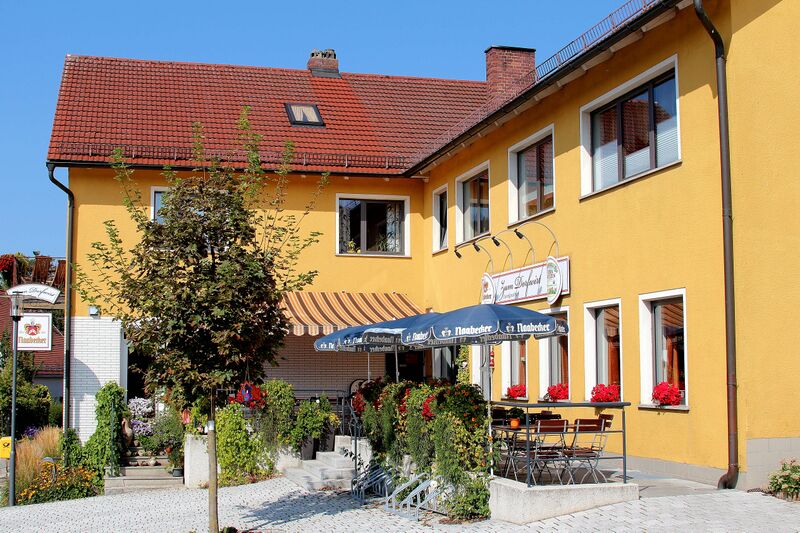 Datei:Gleiritsch Dorfwirt Schneider 2016.jpg