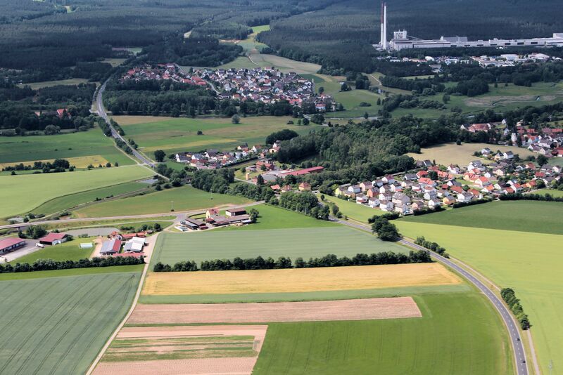 Datei:Etzenricht Weiherhammer Pilkington 2012.jpg