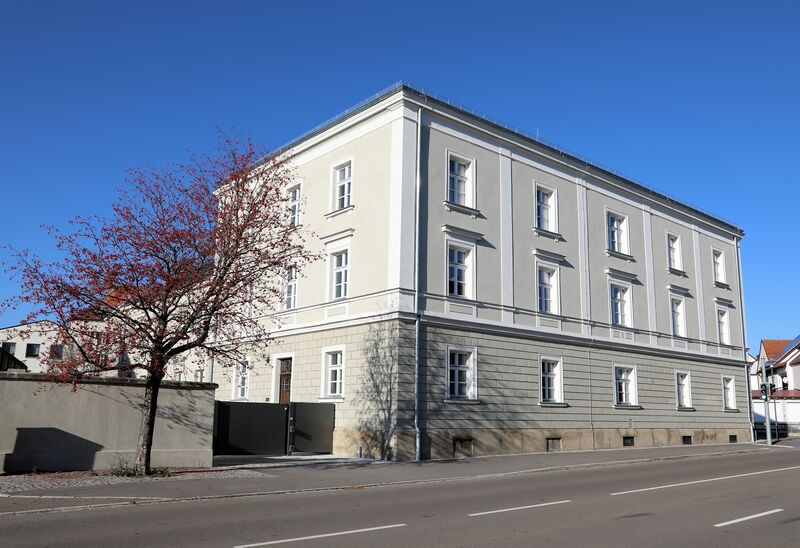 Datei:Oberviechtach Grundbuchumschreibungsstelle 2018.jpg