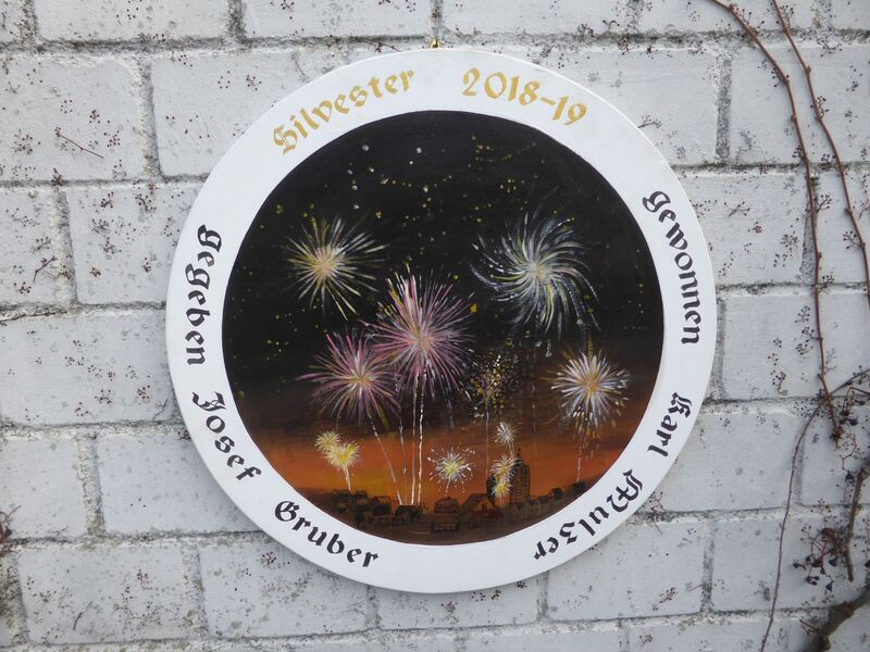 Datei:2018 Silvesterscheibe der FSG Amberg.jpg