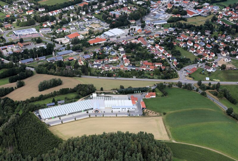 Datei:Oberviechtach Gaertnerei Baumer 2020 02.jpg