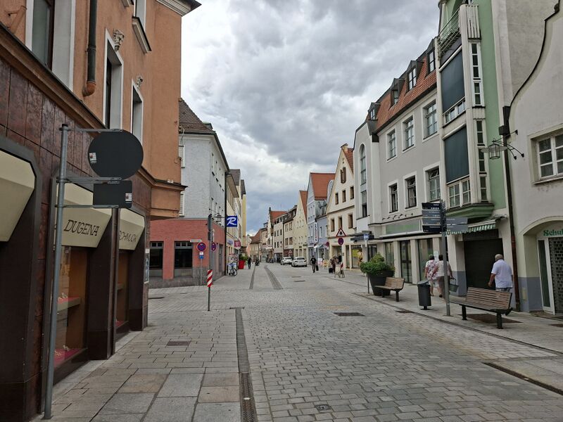 Datei:Schwandorf Friedrich-Ebert-Straße 2026.jpg