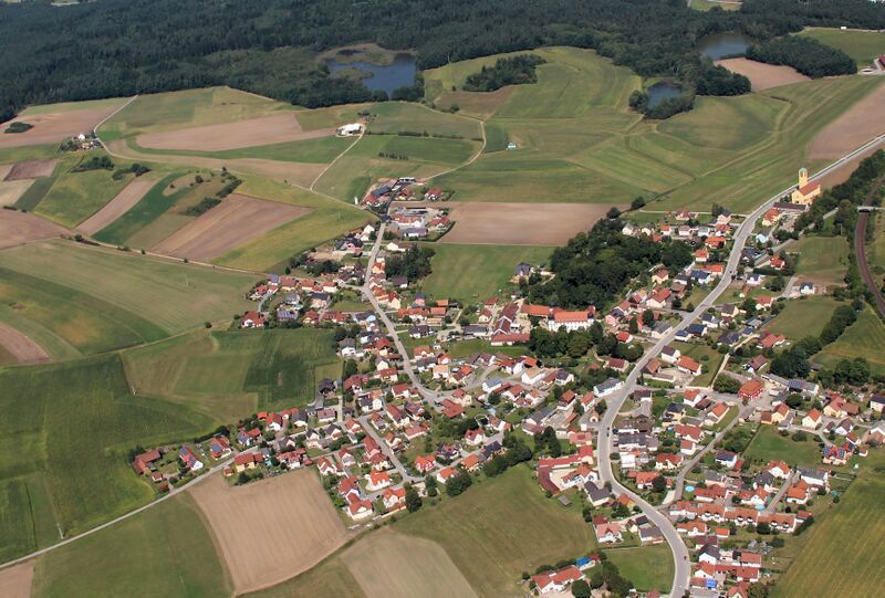 Datei:Pirkensee (Maxhütte-Haidhof) 2012 01.jpg