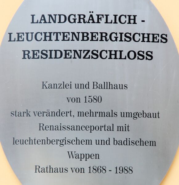 Datei:Pfreimd Residenzschloss 2018 02.jpg