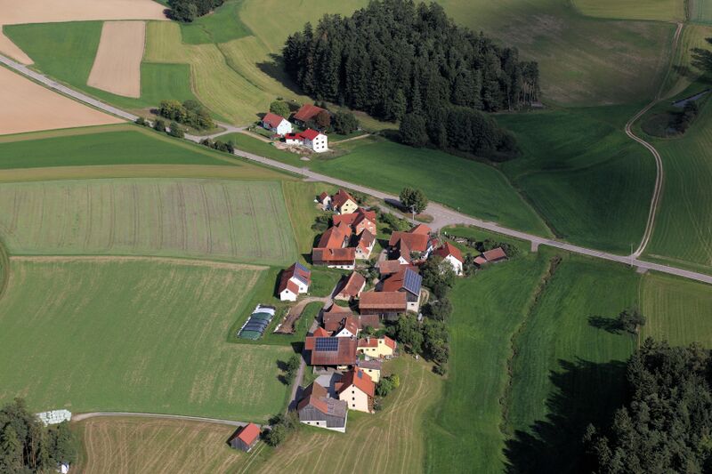 Datei:Haselhof (Nabburg) 2023 02.JPG