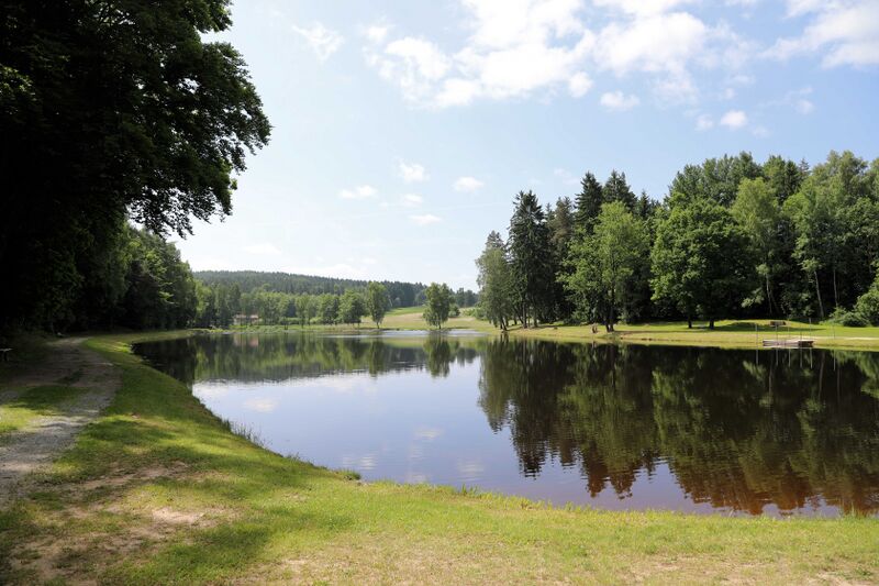 Datei:Tännesberg Bursweiher 2025 02.jpg