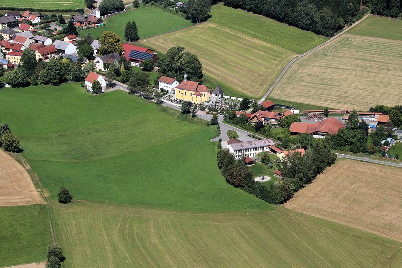 Datei:Pullenried (Oberviechtach) 2017 04.jpg