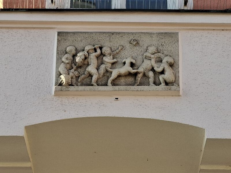 Datei:Schwandorf Marktplatz 20 Kunst.jpg