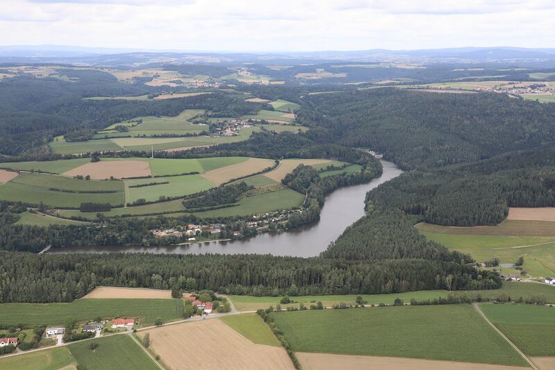 Datei:Speichersee Trausnitz 04.jpg