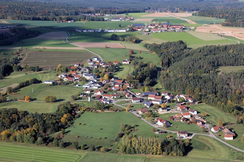 Datei:Neuhaus Oed (Nittenau) 2025.jpg