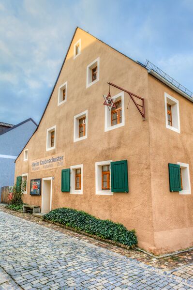 Datei:Beim Taubnschuster .jpg