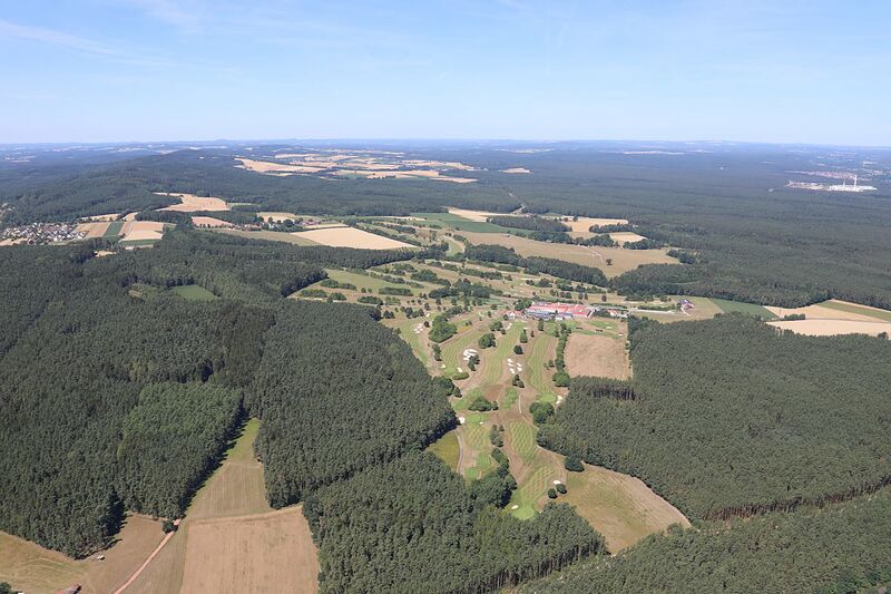 Datei:Luhe Schwanhof 01.jpg