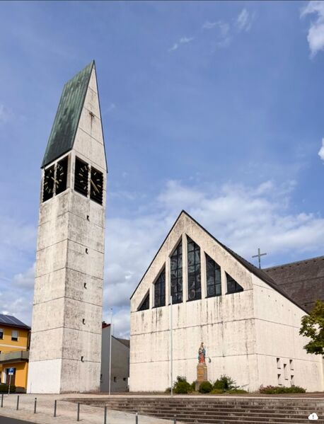 Datei:Pfarrkirche Mariä Himmelfahrt Kirchenthumbach.jpeg