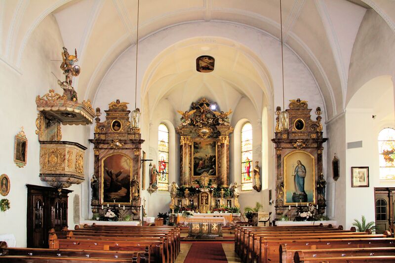 Datei:Pfreimd Klosterkirche 2020 01.jpg