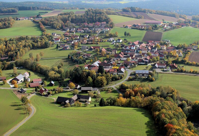 Datei:Fuchsberg (Teunz) 2017 02.jpg