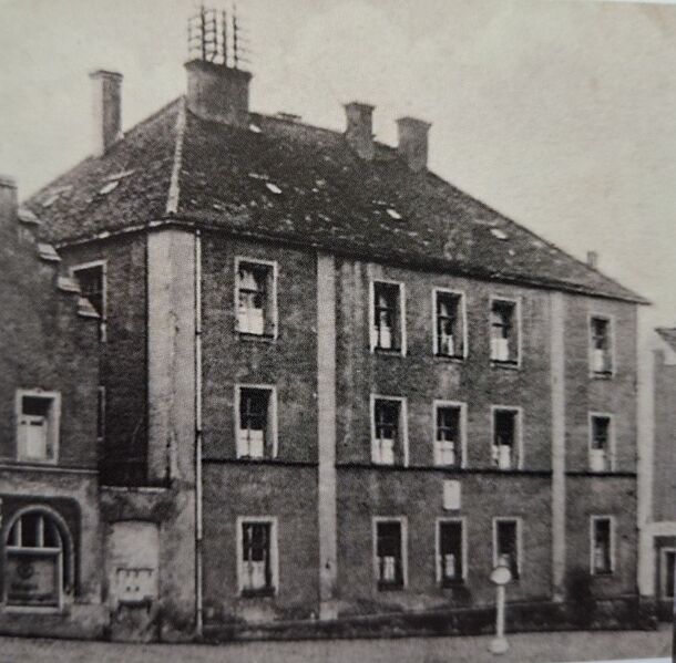 Datei:Schwandorf Marktplatz 28 alt.jpg