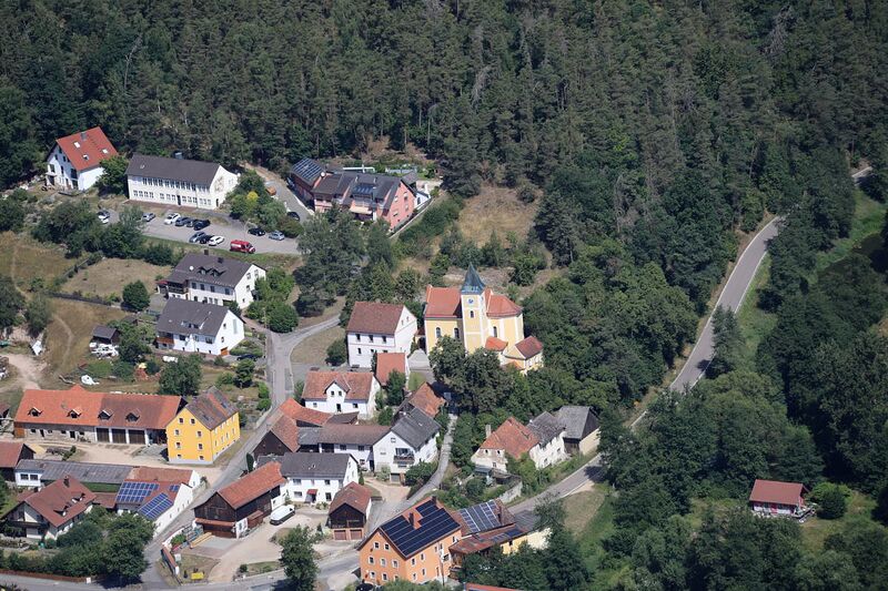 Datei:Schwarzach (bei Nabburg) 2022 06.jpg