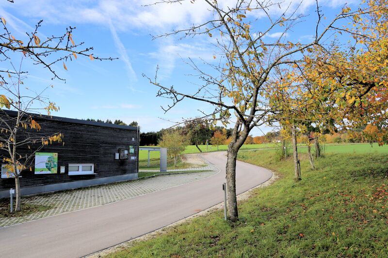 Datei:Dieterskirchen Obstlehrpfad 2023.jpg