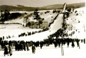 Die Freudenberger Skisprungschanze um 1960.