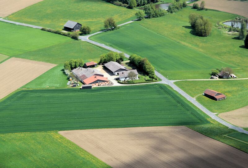 Datei:Schlüsselhof bei Oberviechtach 2015.jpg