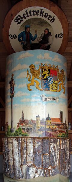 Datei:Lukahammer Bierkrug 2018.jpg
