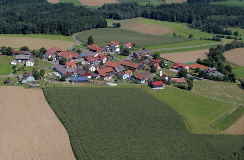 Datei:Lind (Oberviechtach) 2017 01.jpg