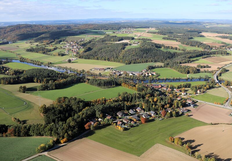 Datei:Obermainsbach Entermainsbach Neuhaus 2025 01.jpg