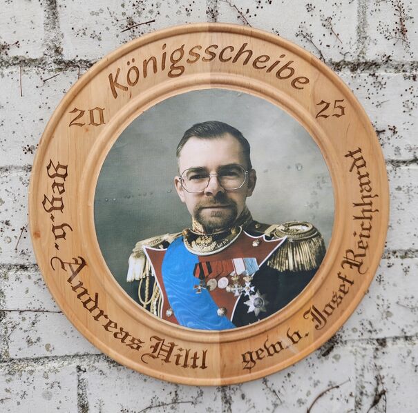 Datei:2025 Königsscheibe der FSG Amberg.jpg