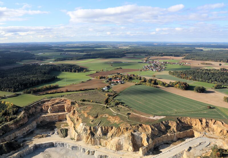 Datei:Saaß Hof Pottenstetten 2025 01.jpg