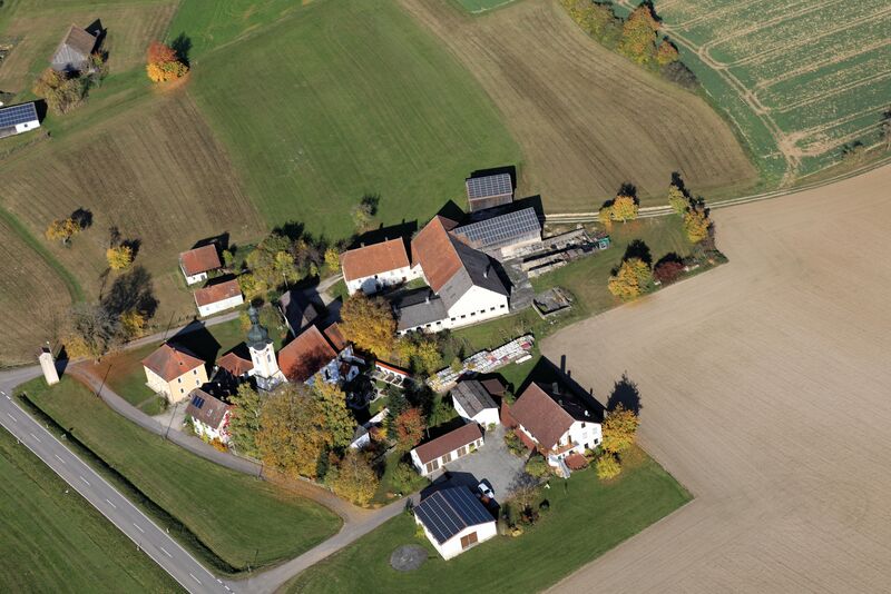 Datei:Kirchenbuch (Burglengenfeld) 2025.jpg