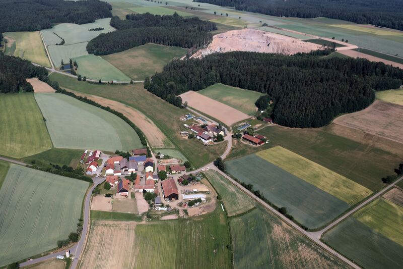 Datei:Döllnitz (Pfreimd) 2018 02.JPG