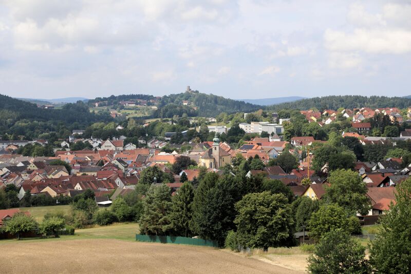 Datei:Oberviechtach Panoramabank 2026 06.jpg