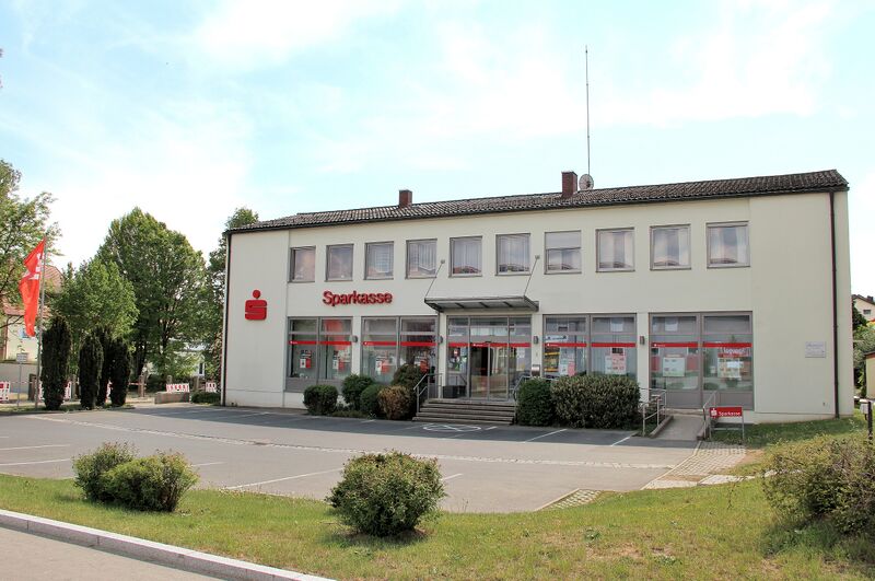 Datei:2018 Oberviechtach Sparkasse.jpg