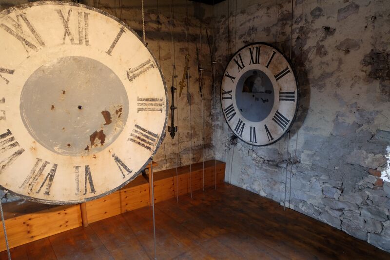 Datei:Vilseck T-Museum Uhrwerkraum.jpg