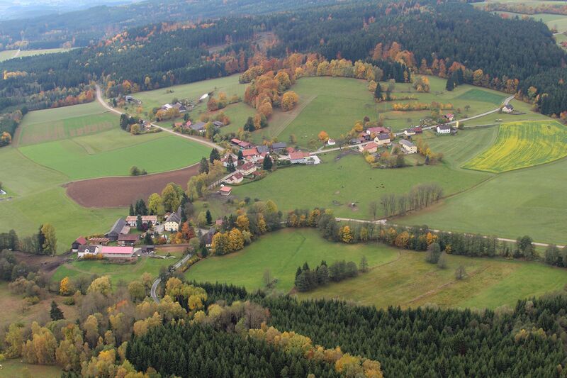 Datei:Schwarzach (Stadlern) 2017 01.JPG