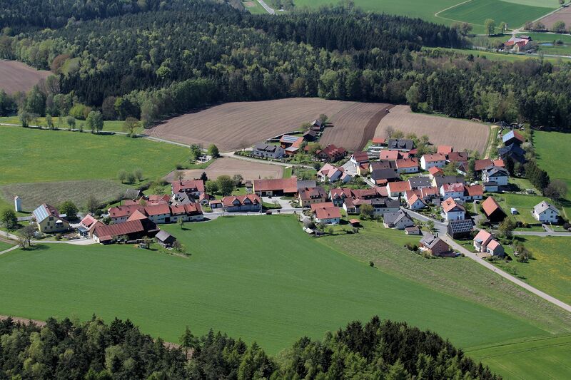 Datei:Eigelsberg (Oberviechtach) 2017 01.jpg