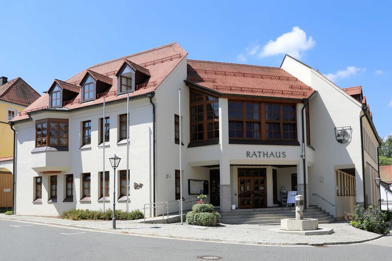 Datei:Oberviechtach Rathaus 2022.jpg