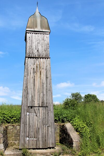 Datei:Antelsdorf Glockenturm 2013 01.jpg