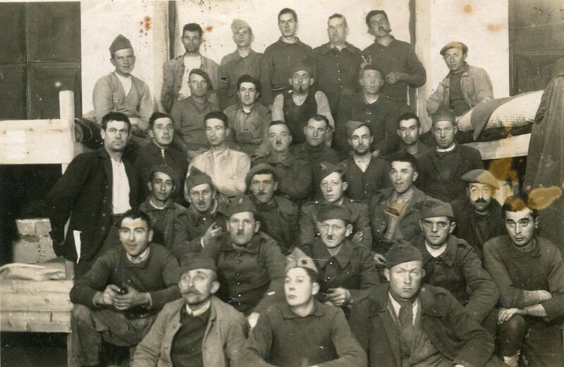 Datei:Französische-Kriegsgefangene Steinwenden.jpg